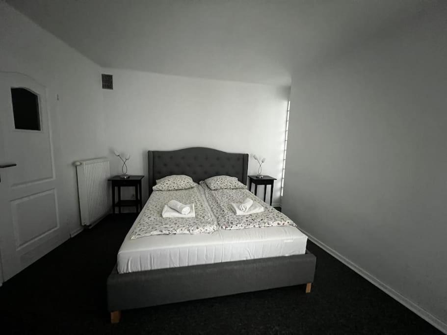 - Old Town Appartement